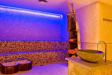 Lindner Hotel Mallorca Portals Nous, Part Of Jdv By Hyatt