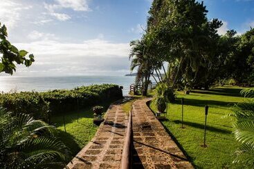 هتل Ponta Do Madeiro