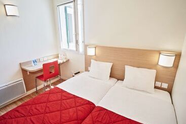 هتل Premiere Classe Cergy Saint Christophe