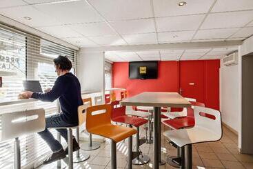 هتل Premiere Classe Quimper
