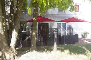 هتل Premiere Classe Roissy Cdg   Paris Nord 2   Parc Des Expositions
