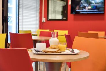 هتل Premiere Classe Rouen Sud  Parc Des Expositions