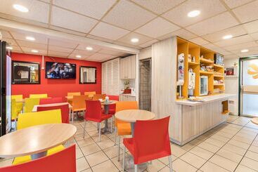 هتل Premiere Classe Rouen Sud  Parc Des Expositions