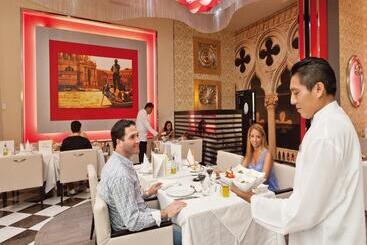 هتل Riu Palace Mexico - All Inclusive