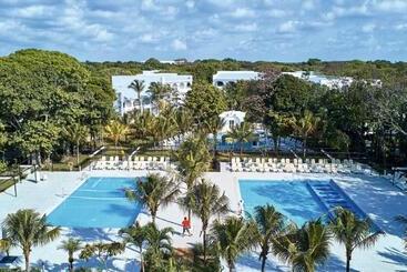 هتل Riu Tequila - All Inclusive