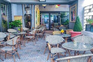 هتل The Grafton