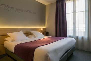 Отель Hôtel Du Château Dinan   Originals Boutique