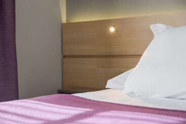 Отель Hôtel Du Château Dinan   Originals Boutique