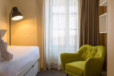 Отель Hôtel Du Château Dinan   Originals Boutique