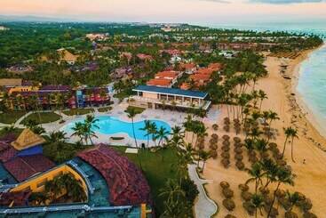هتل Tropical Deluxe Princess - All Inclusive