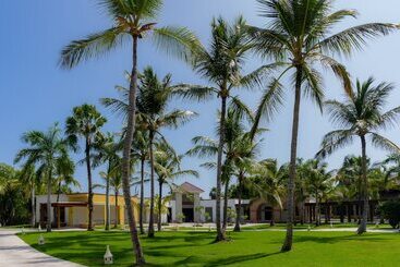 هتل Tropical Deluxe Princess - All Inclusive