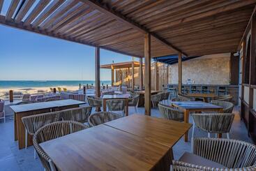 هتل Tropical Deluxe Princess - All Inclusive
