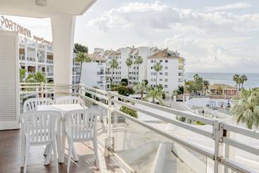 Roc Portonova Apartaments