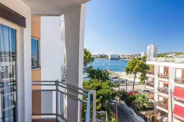 Roc Portonova Apartaments