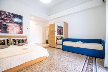 تختخواب و صبحانه Bed&breakfast Salerno
