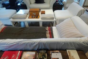 민박 Nerone S   Sutri Bed & Dinner