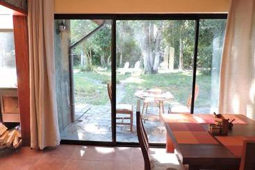 Casa De Noah Bed & Breakfast