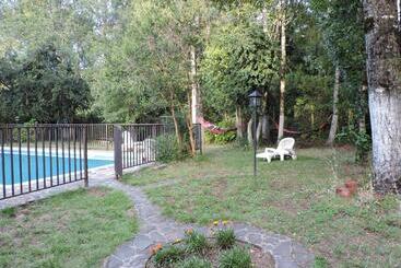Casa De Noah Bed & Breakfast