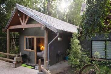 Casa De Noah Bed & Breakfast