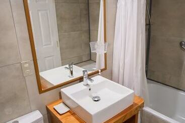 Casa De Noah Bed & Breakfast