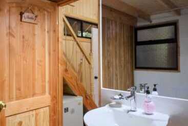 Casa De Noah Bed & Breakfast