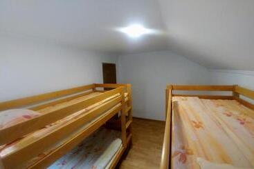 Hostel Srebrenica