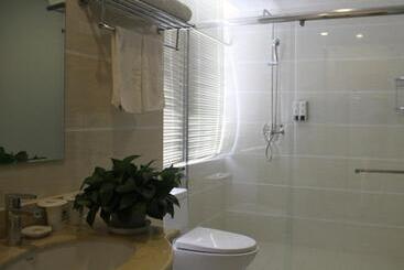 هتل Greentree Inn Hebei Langfang Guangyang District Bus Main Station Xinhua Road Business