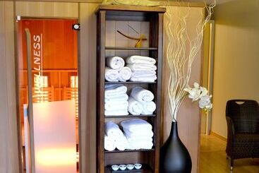 هتل Spa Le Relais Des Moines