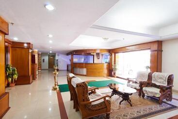 هتل Sree Gokulam Sabari