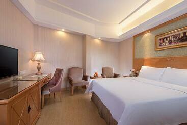 Vienna International Hotel Long Hua Wan Zhong Cheng Branch