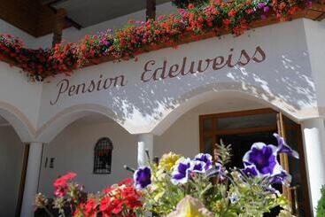 Bed and Breakfast Pensione Edelweiss