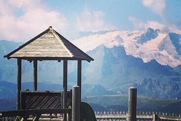 هتل Chalet Madrisa