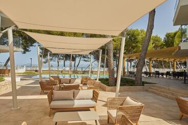 هتل Sofia Alcudia Beach
