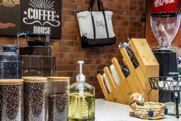 هتل James Joyce Coffetel Bengbu Yintai City Branch