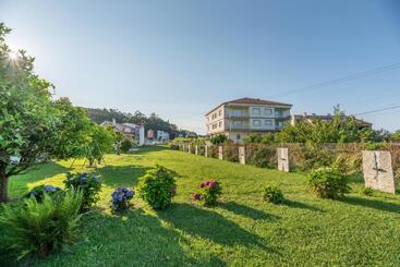 پانسیون Hostal Devesas