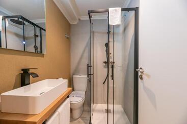 پانسیون Hostal Devesas