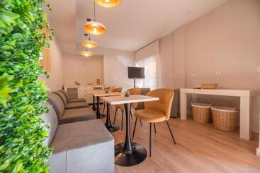 پانسیون Hostal Devesas