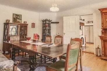 Ameriden Bed And Breakfast
