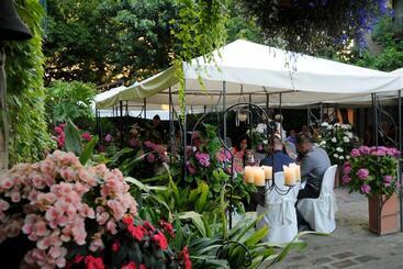 Hotel Azienda Agricola Palazzo Manzoni