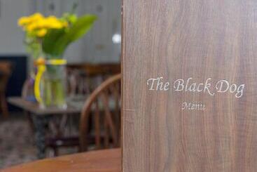 هتل The Black Dog Inn
