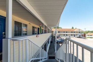 Willabees Motel
