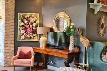 Blarney Woollen Mills Hotel   Bw Signature Collection