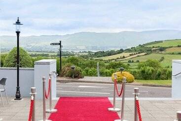 هتل Ballyroe Heights