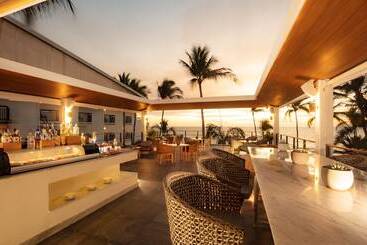 Buenaventura Grand Hotel & Great Moments   All Inclusive
