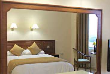 Central Hotel Donegal