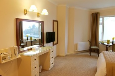 Central Hotel Donegal