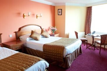 Central Hotel Donegal