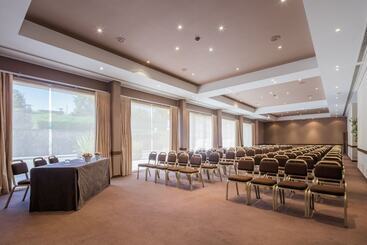 Cidnay Santo Tirso   Charming Hotel & Executive Center