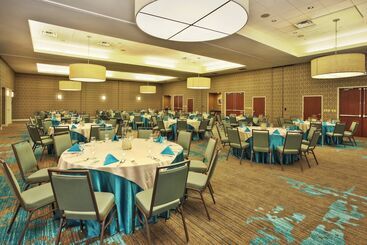 هتل Courtyard By Marriott Gulfport Beachfront