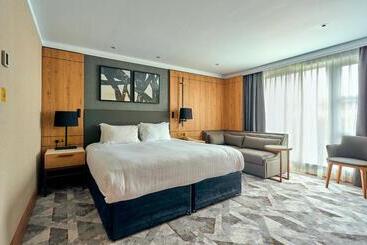 هتل Crowne Plaza Marlow, An Ihg
